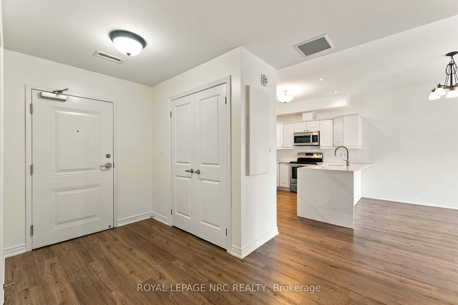 4644 PETTIT Avenue • #312 • Niagara Falls, ON photo 8