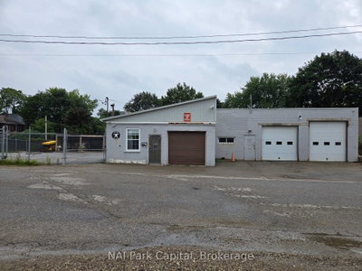 Industrial for lease at 15 Smith Avenue, Guelph, Ontario, N1E 5V4 - St. Patrick's Ward - MLS: X13777602