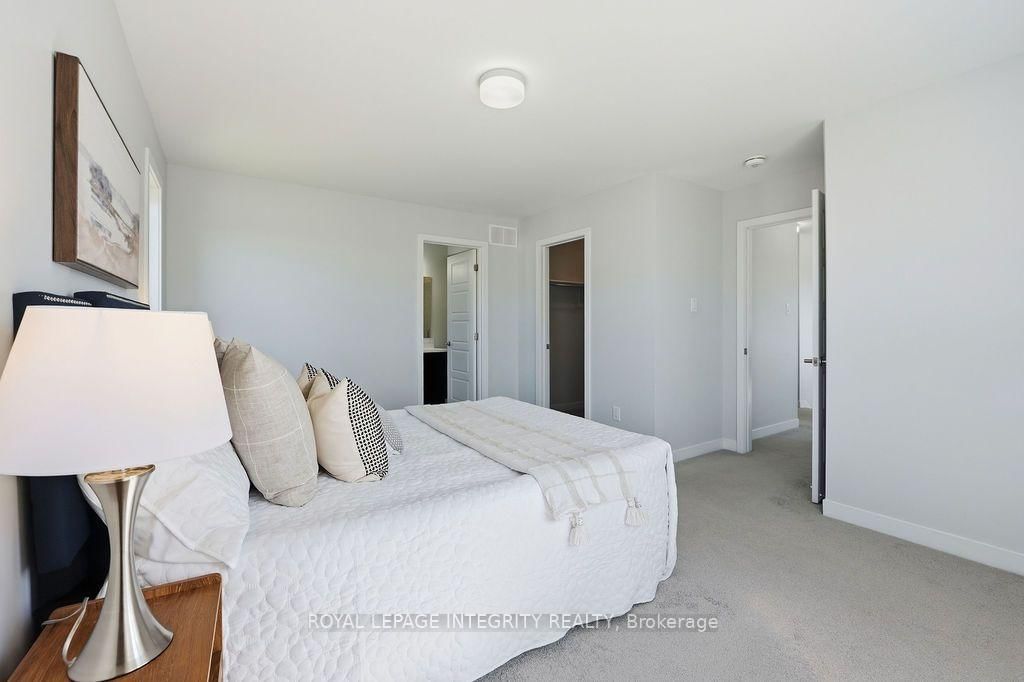 660 Fenwick Way • Ottawa, ON photo 37