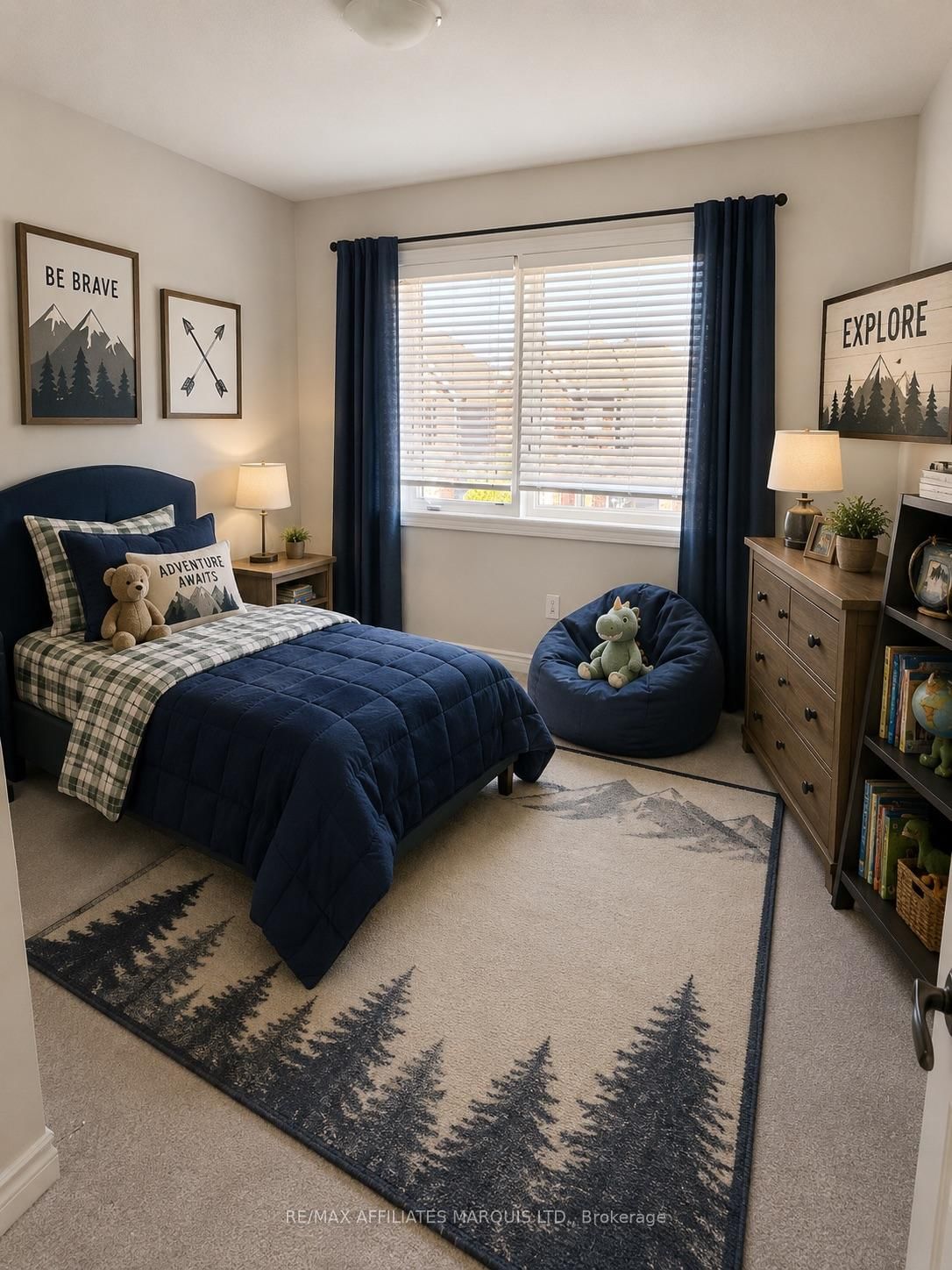 526 Sturnidae Street • Ottawa, ON photo 28