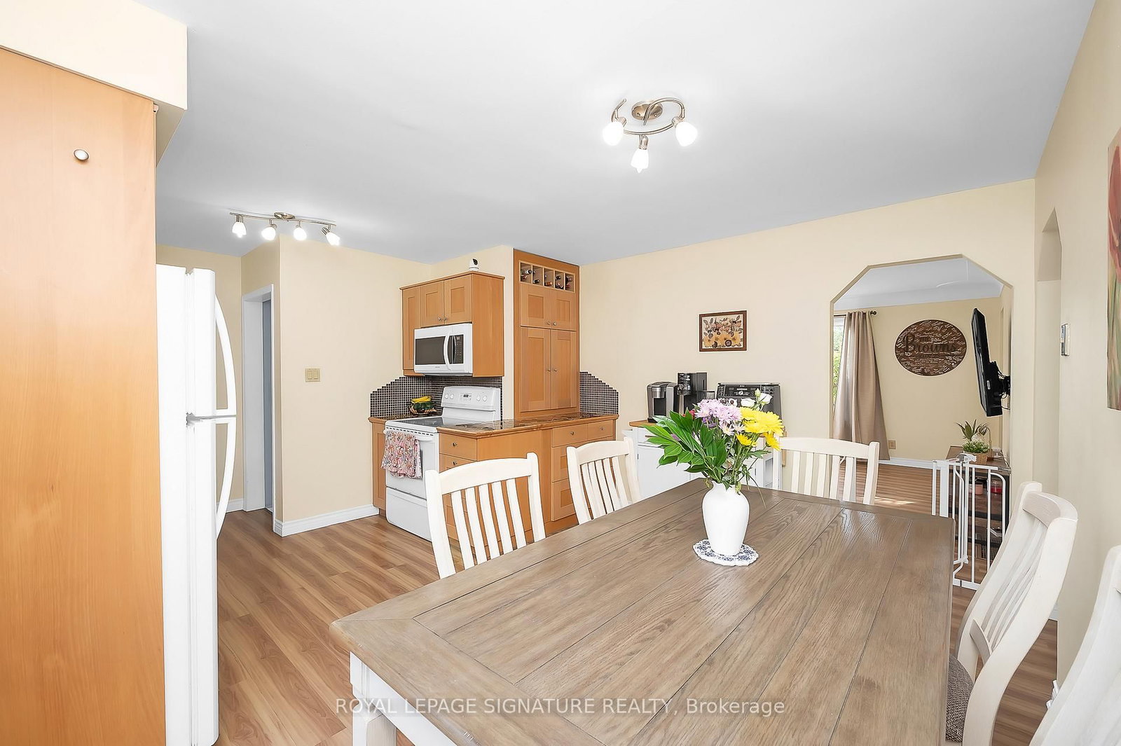 43 Lake Avenue N • Hamilton, ON photo 12