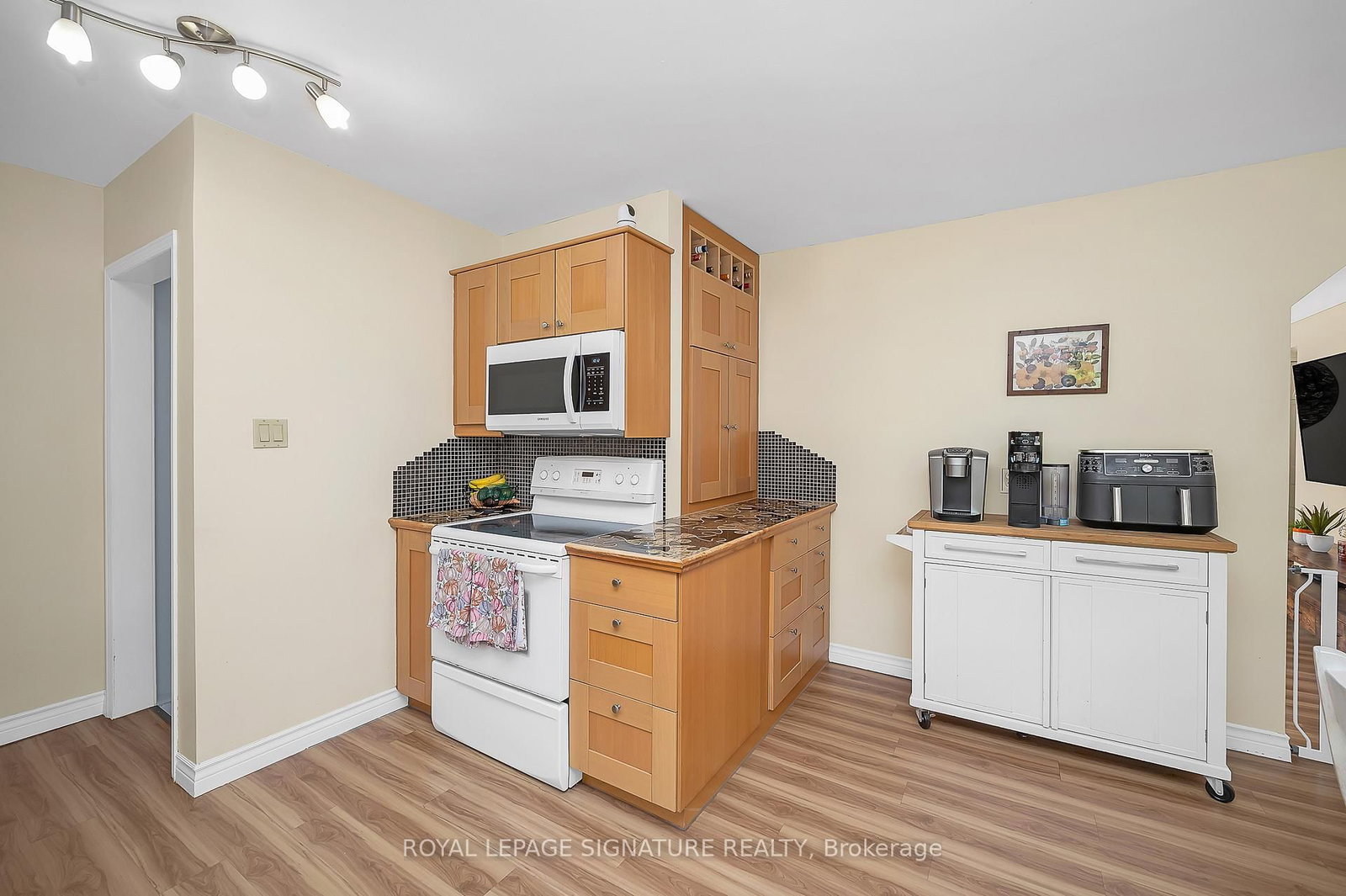 43 Lake Avenue N • Hamilton, ON photo 13