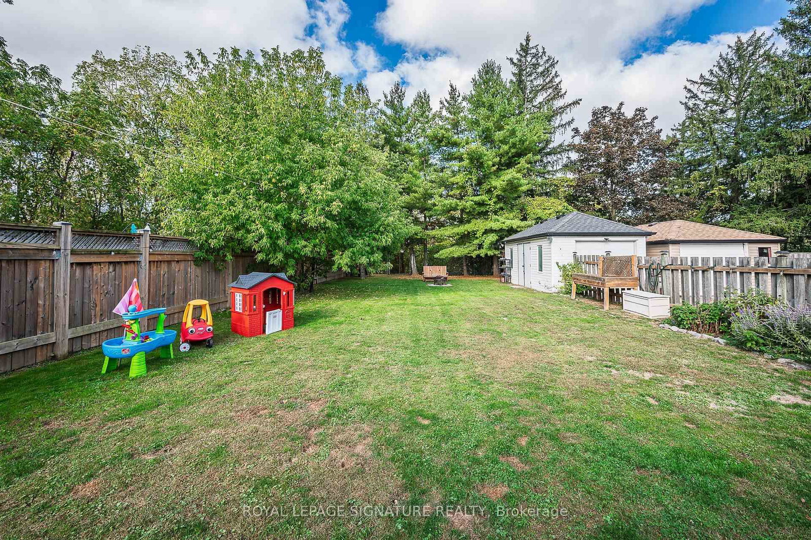 43 Lake Avenue N • Hamilton, ON photo 42