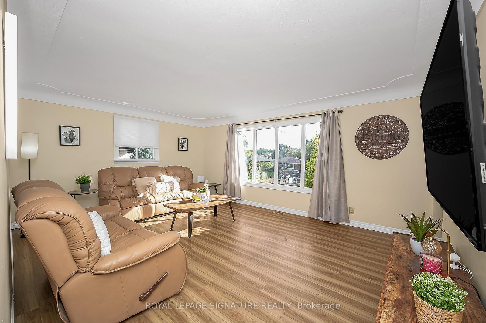 43 Lake Avenue N • Hamilton, ON photo 8