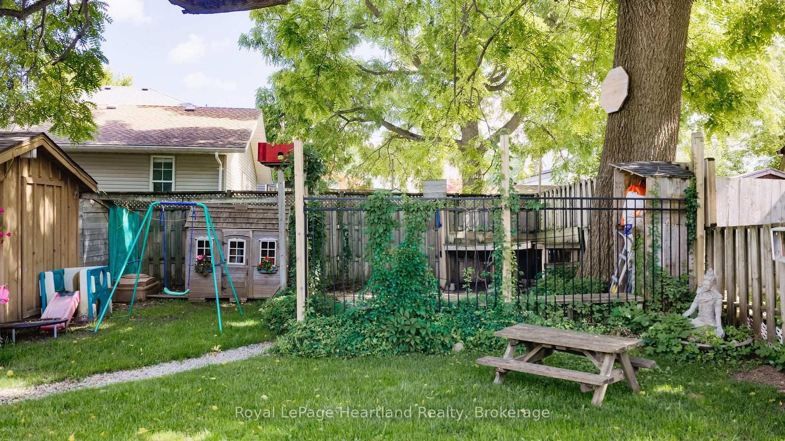 103 James St Street • Central Huron, ON photo 33
