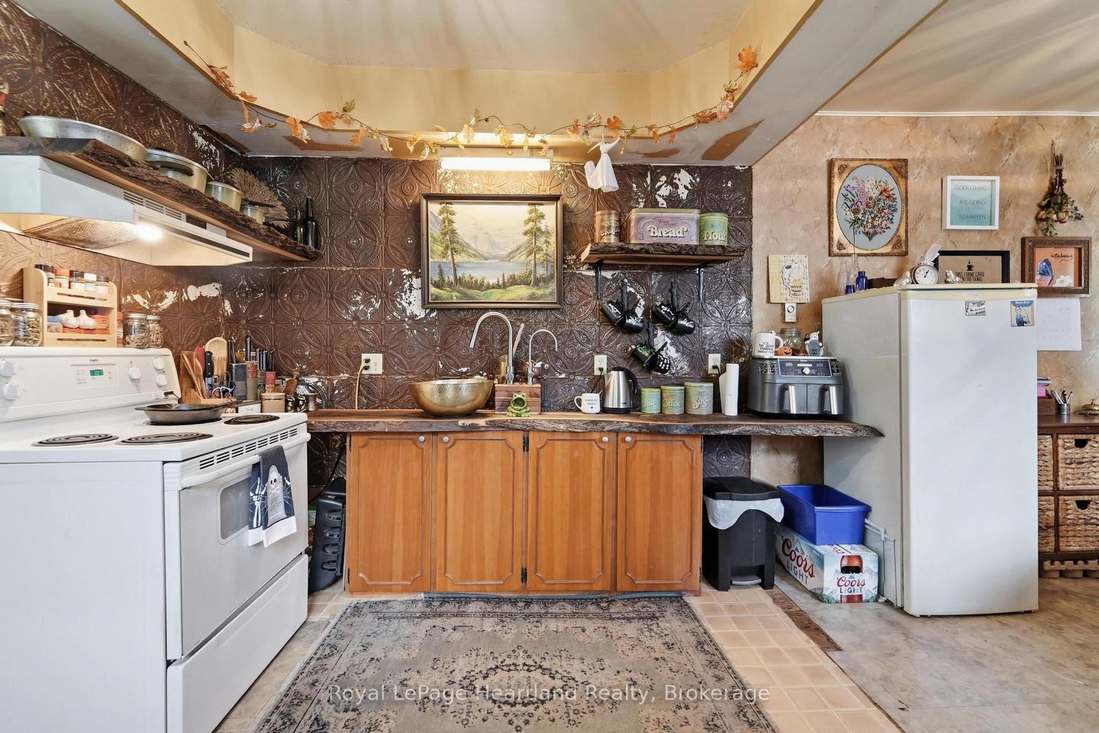 103 James St Street • Central Huron, ON photo 8