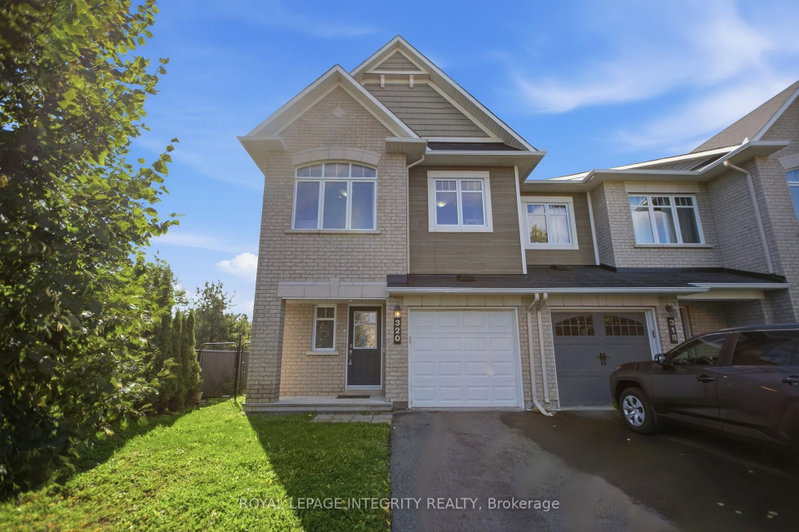 320 Tourmaline Crescent