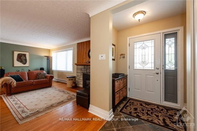44 Appleford Street • Gloucester, ON photo 5