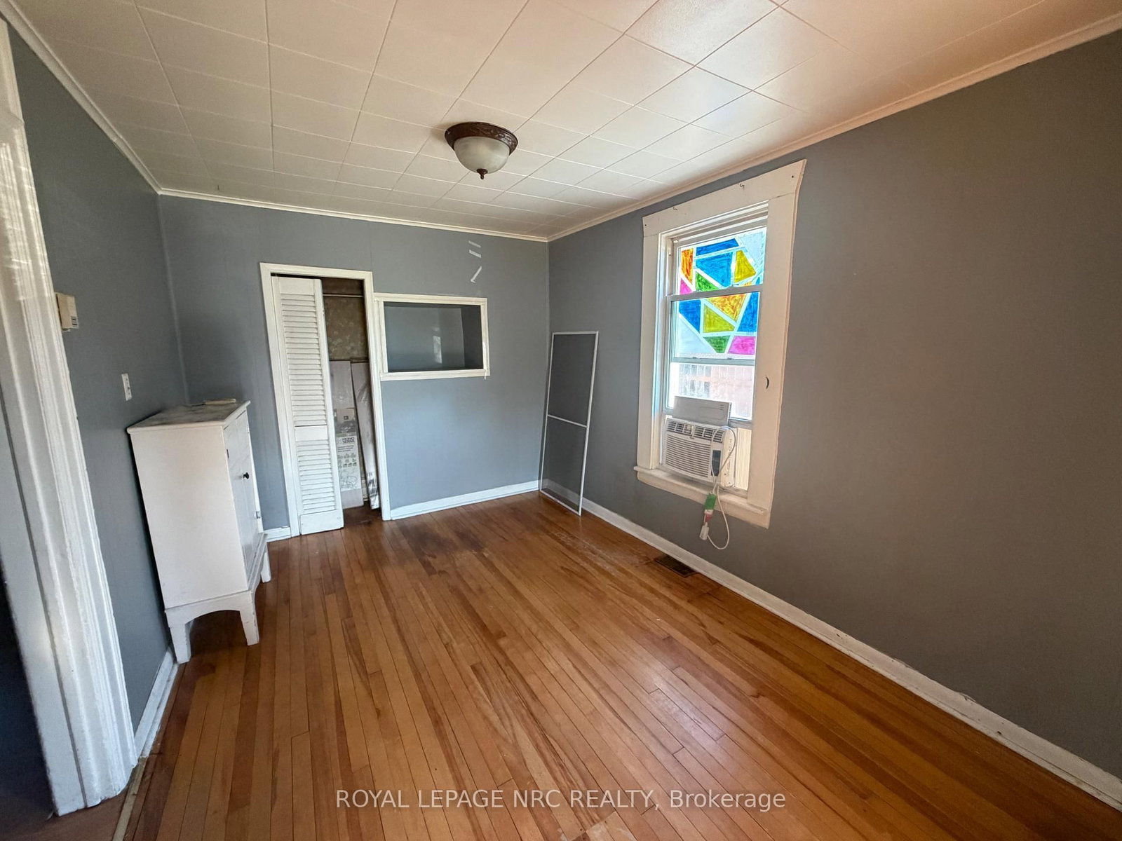 37 Wright Street • Welland, ON photo 10