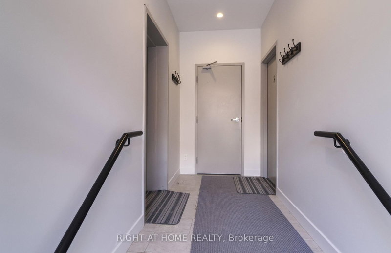 Unit #3 - 118/116 Water Street