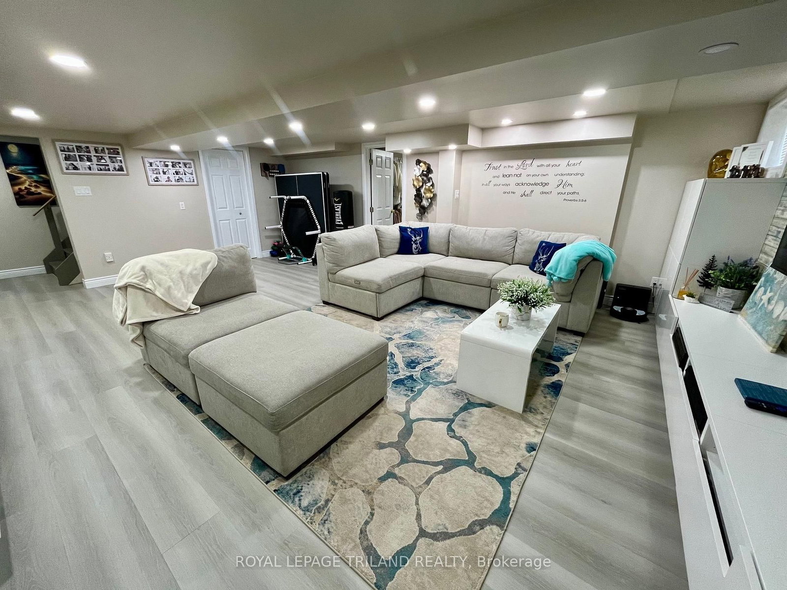 37 Broadway Street • Newbury, ON photo 30