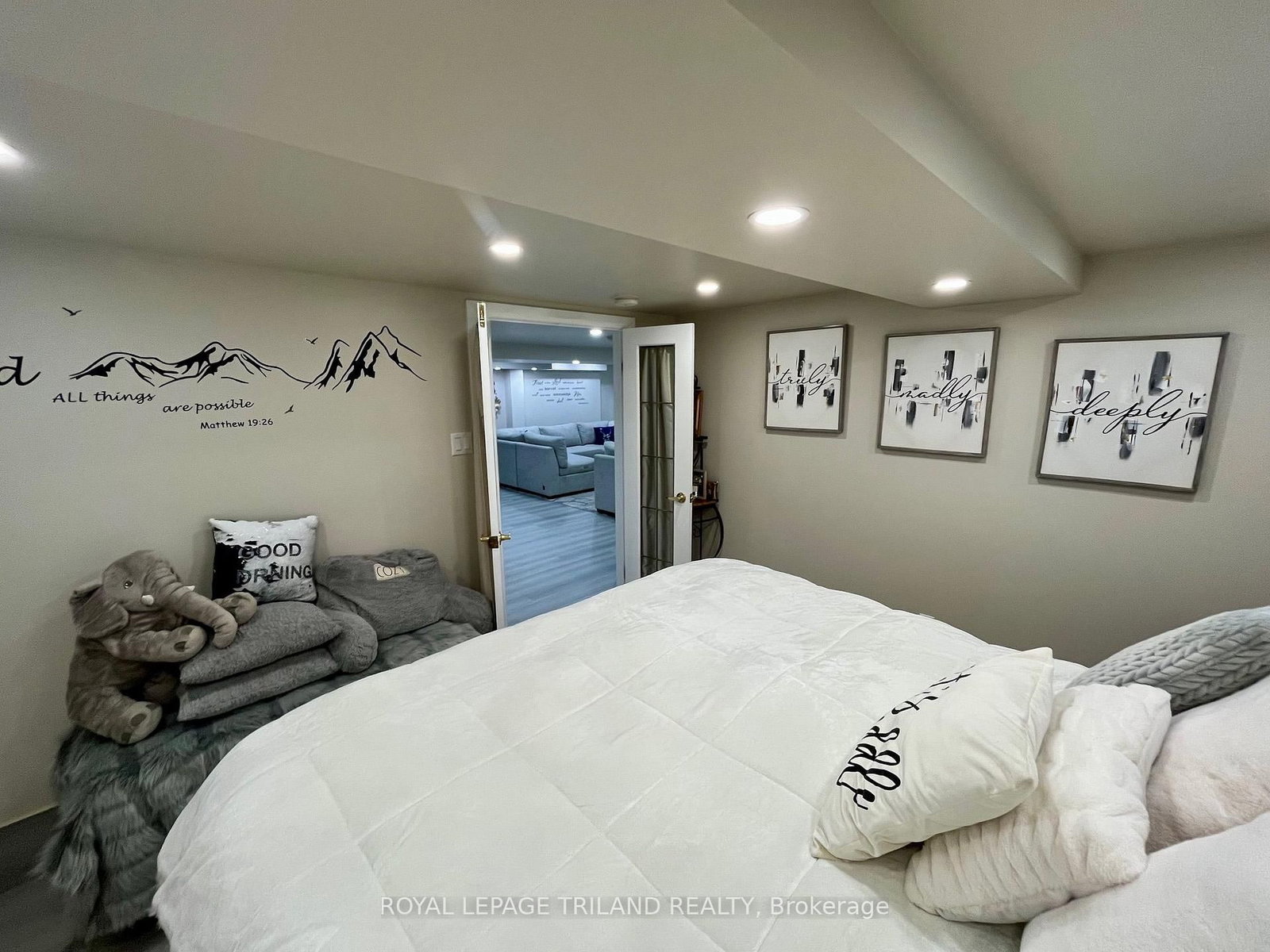 37 Broadway Street • Newbury, ON photo 37