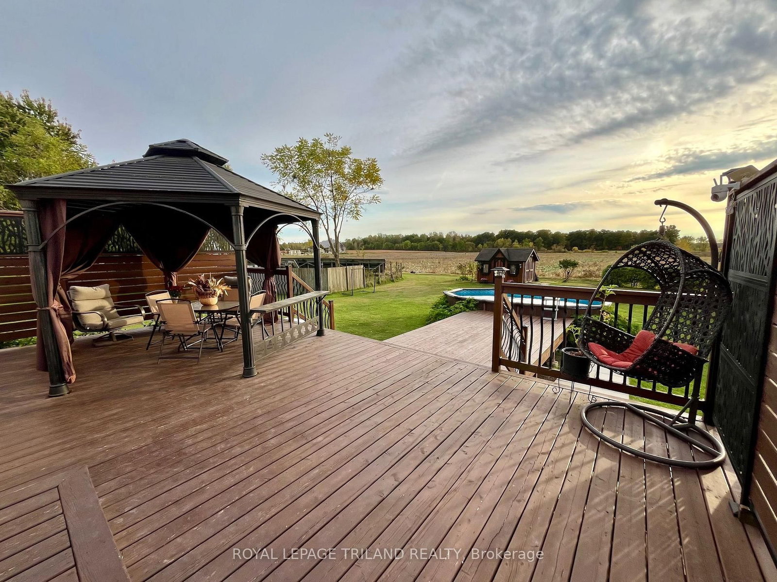 37 Broadway Street • Newbury, ON photo 39
