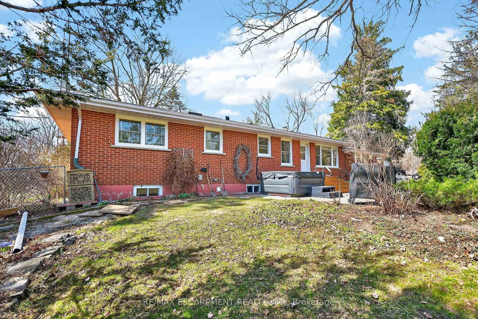 360 JOHNSON Road • Brantford, ON photo 26