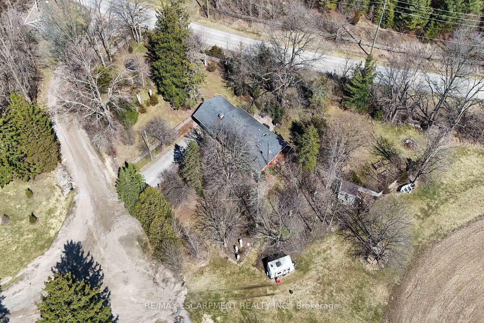 360 JOHNSON Road • Brantford, ON photo 32