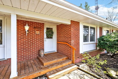 360 JOHNSON Road • Brantford, ON photo 4