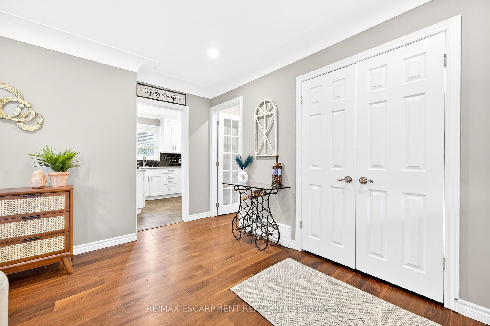 360 JOHNSON Road • Brantford, ON photo 5
