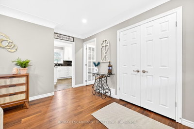 360 JOHNSON Road • Brantford, ON photo 5