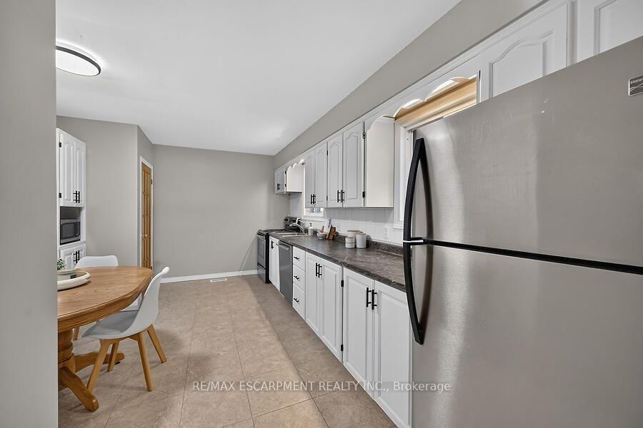 149 Berwick Street • Haldimand, ON photo 10