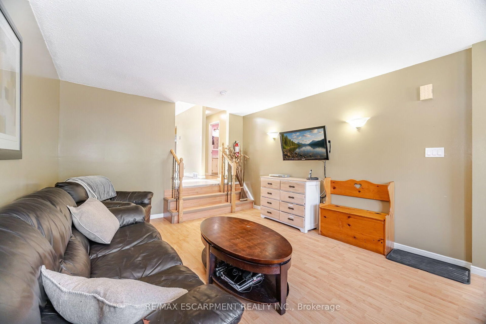 178 Athenia Drive • Hamilton, ON photo 12