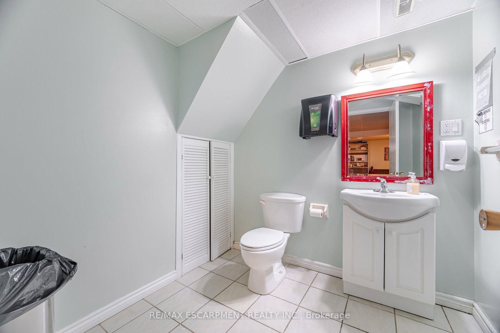 178 Athenia Drive • Hamilton, ON photo 34
