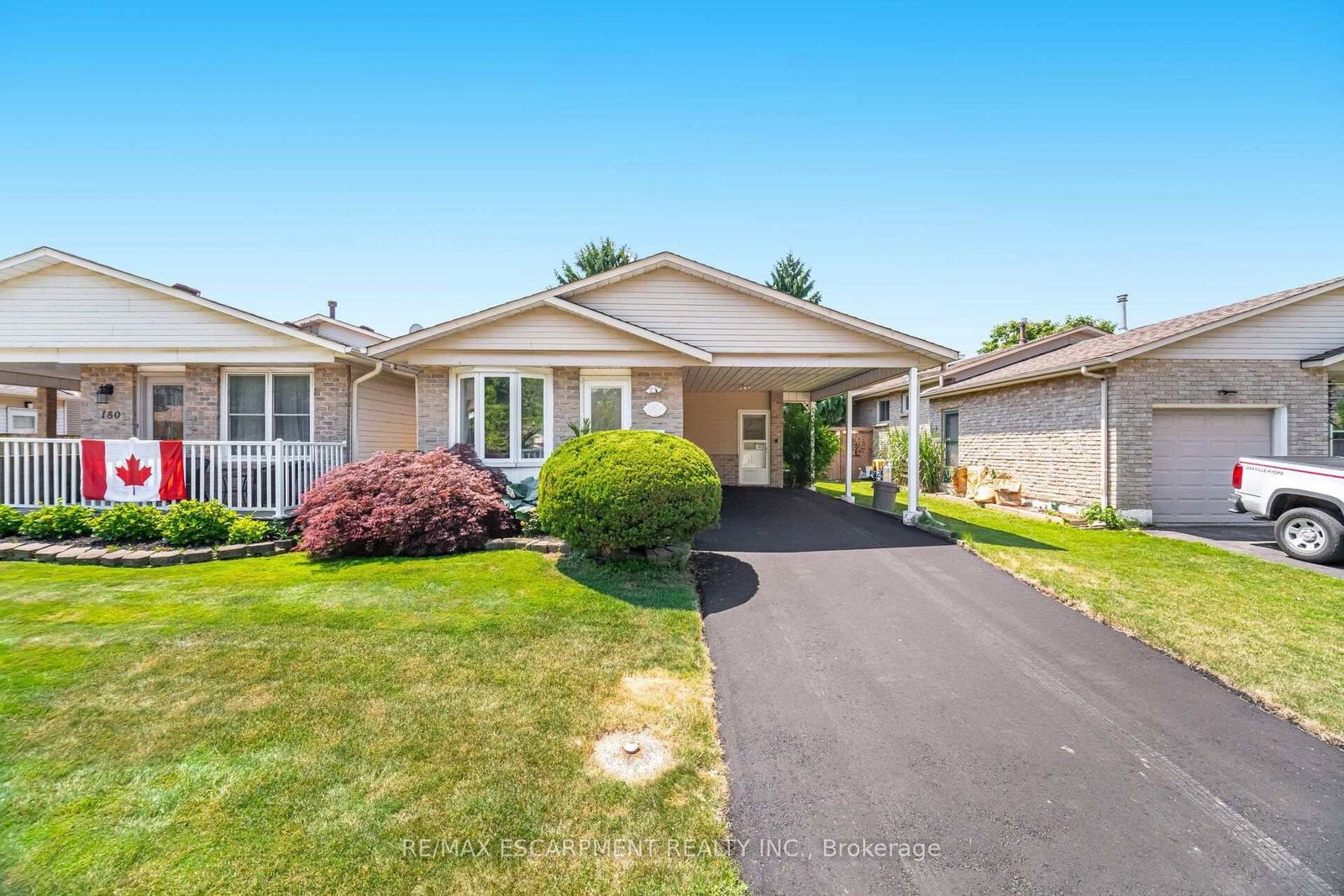 178 Athenia Drive • Hamilton, ON photo 5