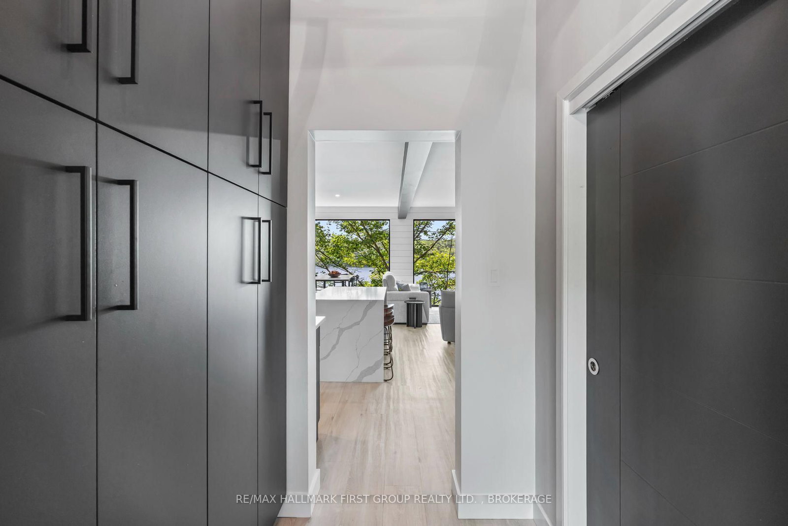 1005 Macdonald Lane • Perth Road, ON photo 15