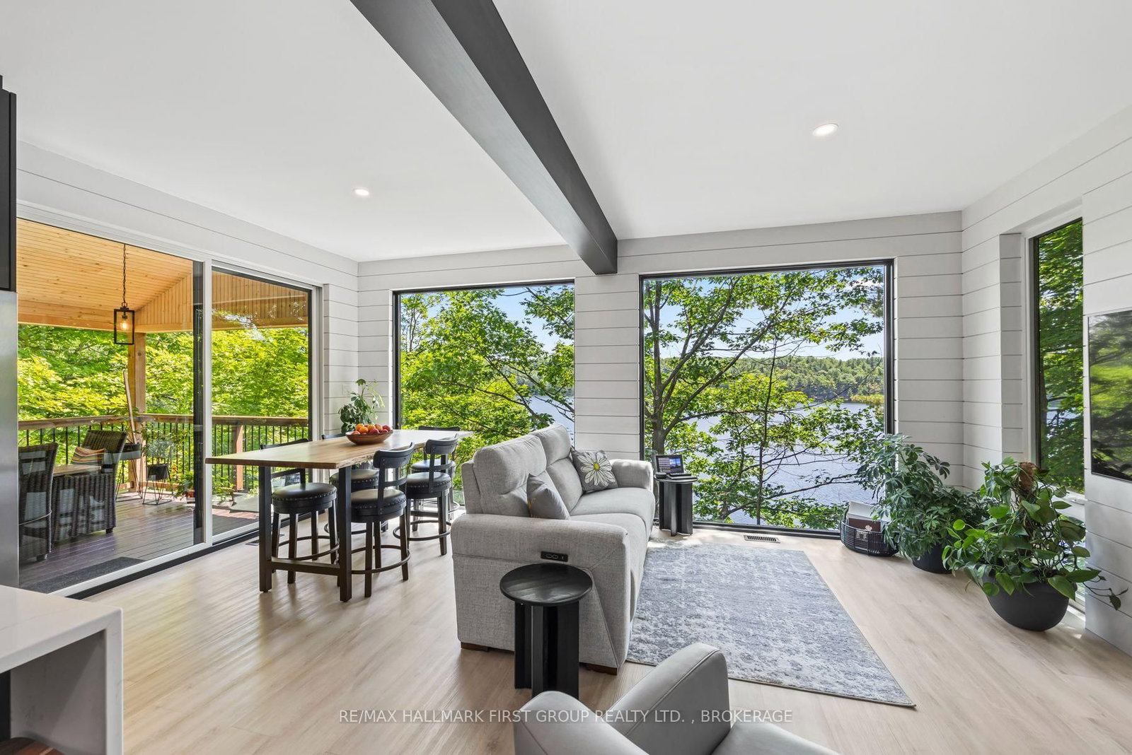 1005 Macdonald Lane • Perth Road, ON photo 23