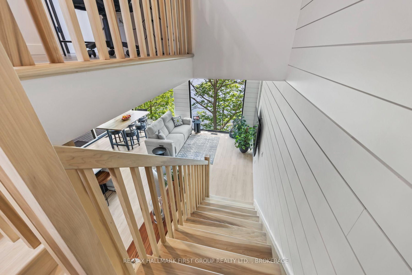 1005 Macdonald Lane • Perth Road, ON photo 31