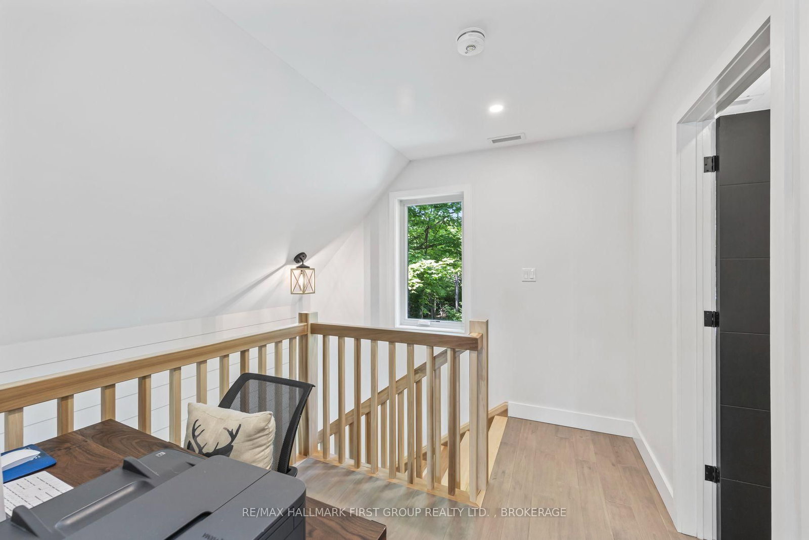 1005 Macdonald Lane • Perth Road, ON photo 33