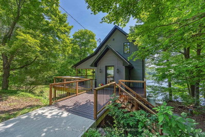 1005 Macdonald Lane • Perth Road, ON photo 4