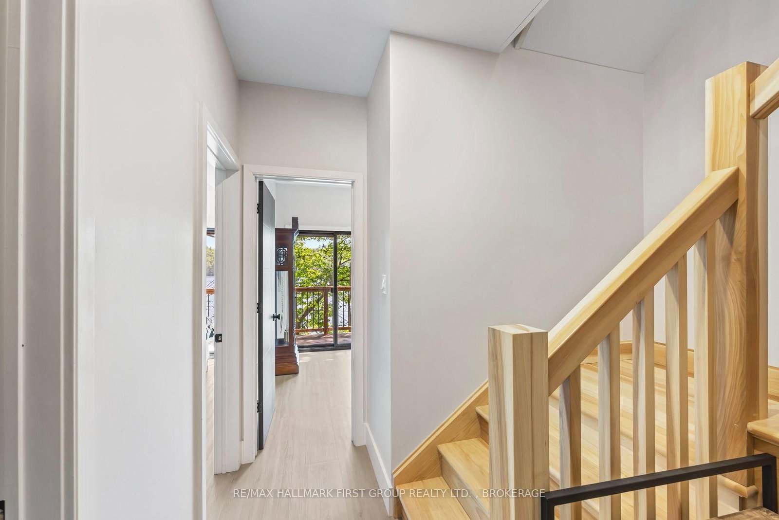 1005 Macdonald Lane • Perth Road, ON photo 41