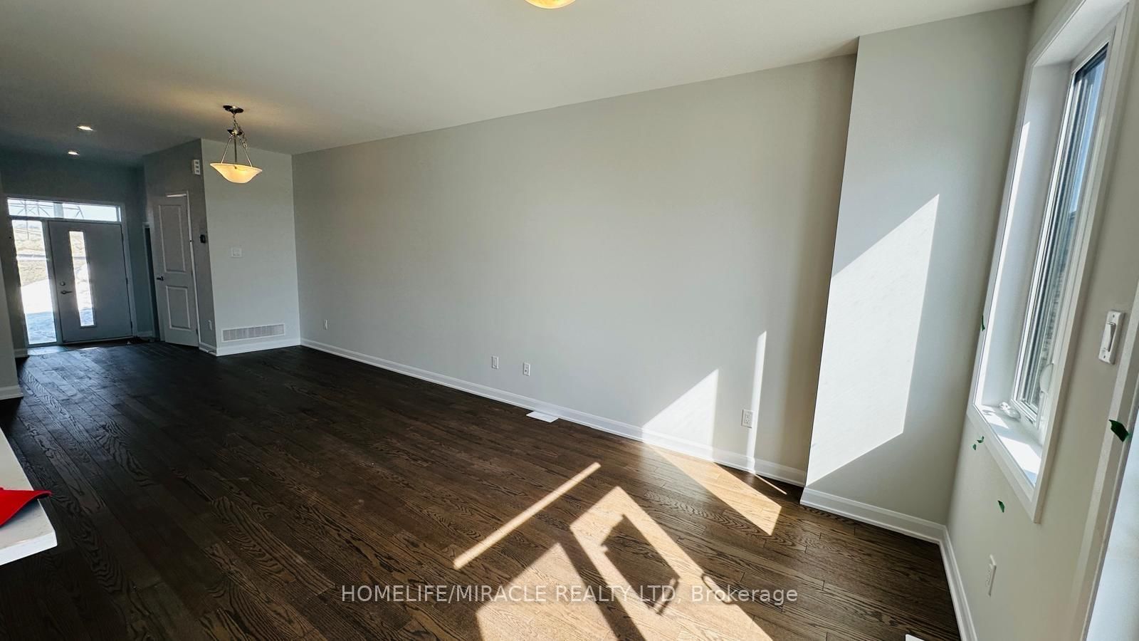 755 Fairline Row • Ottawa, ON photo 23
