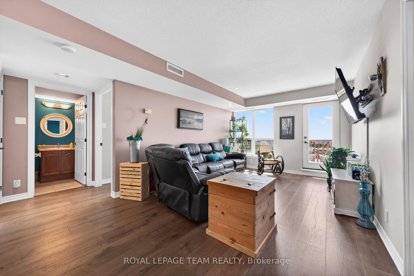 120 Grant Carman Drive • #811 • Ottawa, ON photo 22