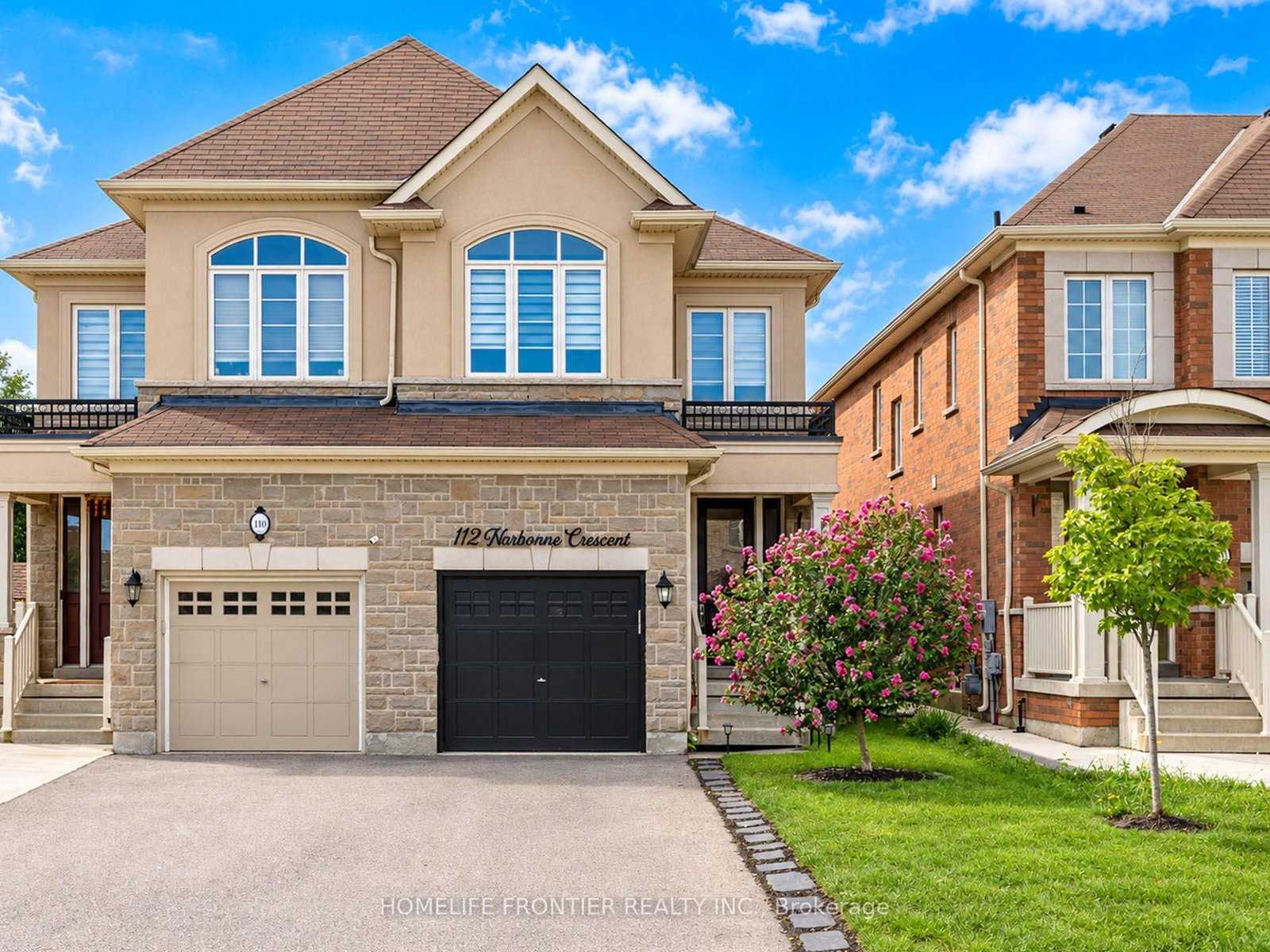112 Narbonne Crescent • Hamilton, ON photo 1