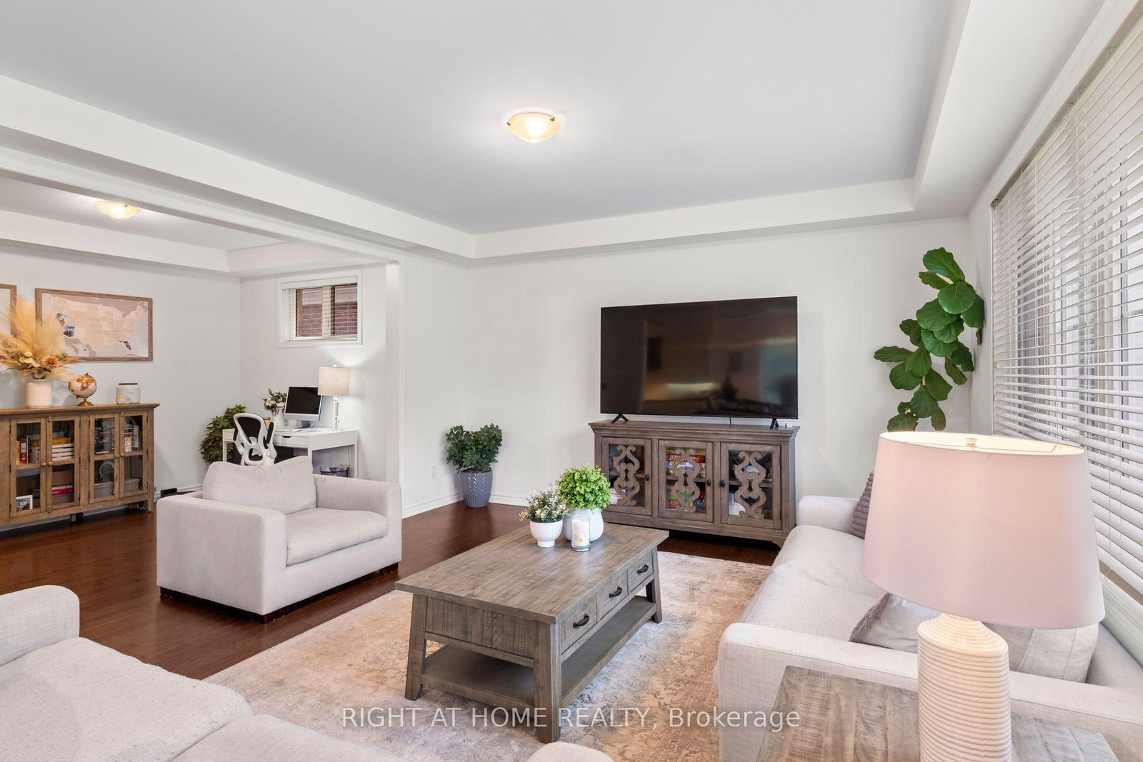404 Equestrian Way • Cambridge, ON photo 16