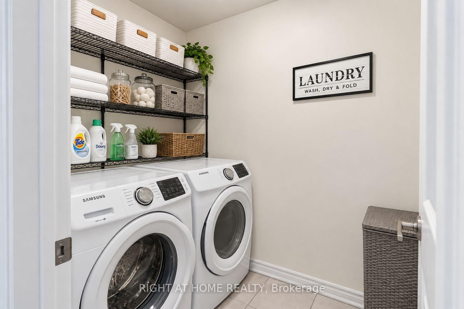 404 Equestrian Way • Cambridge, ON photo 25