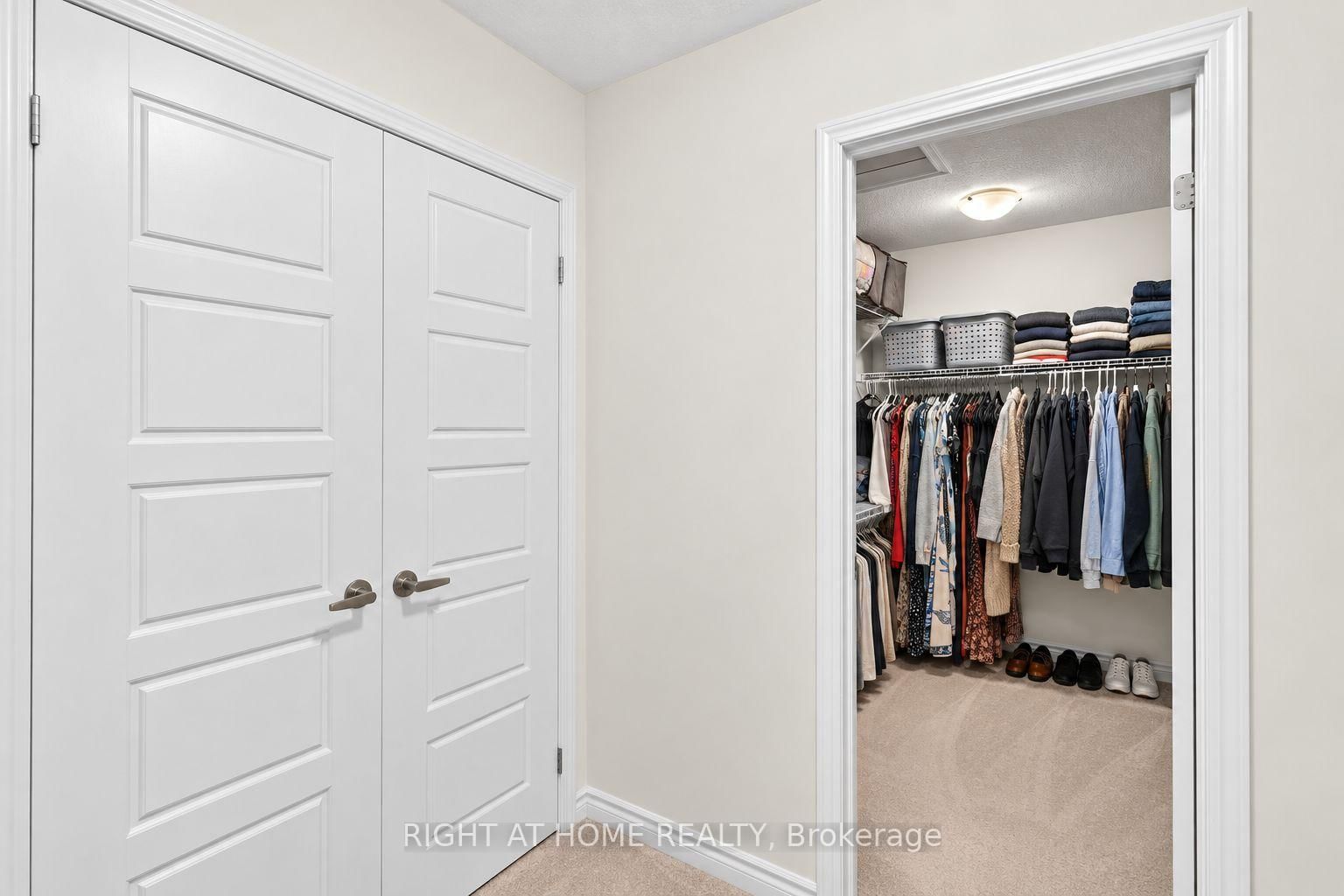 404 Equestrian Way • Cambridge, ON photo 31