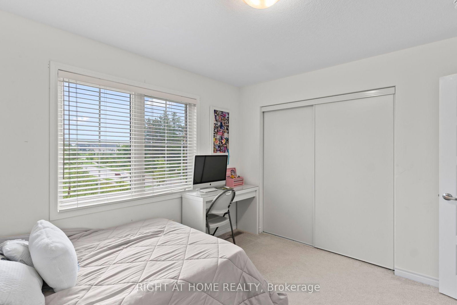 404 Equestrian Way • Cambridge, ON photo 36