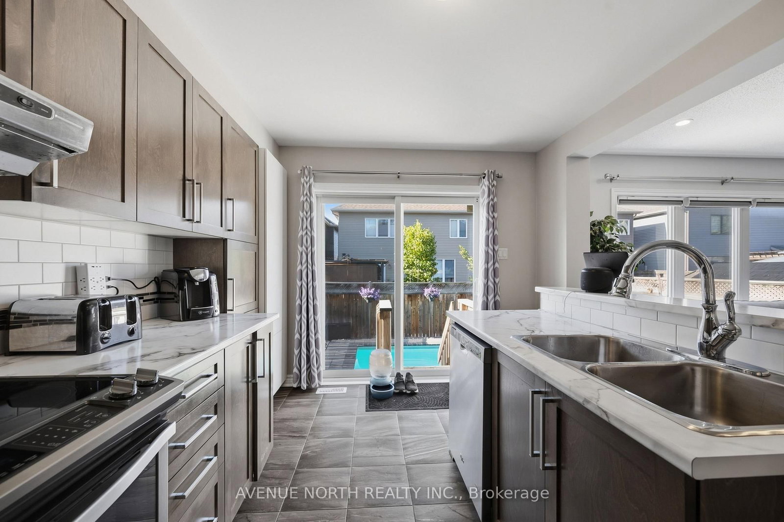 6363 RENAUD Road • Ottawa, ON photo 10
