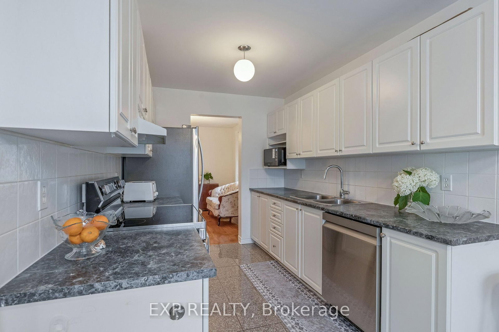2181 Sunmeadow Street • Orleans, ON photo 12