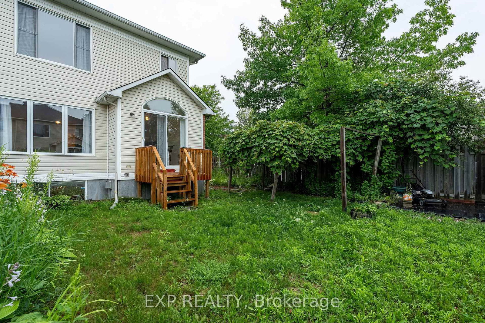 2181 Sunmeadow Street • Orleans, ON photo 26