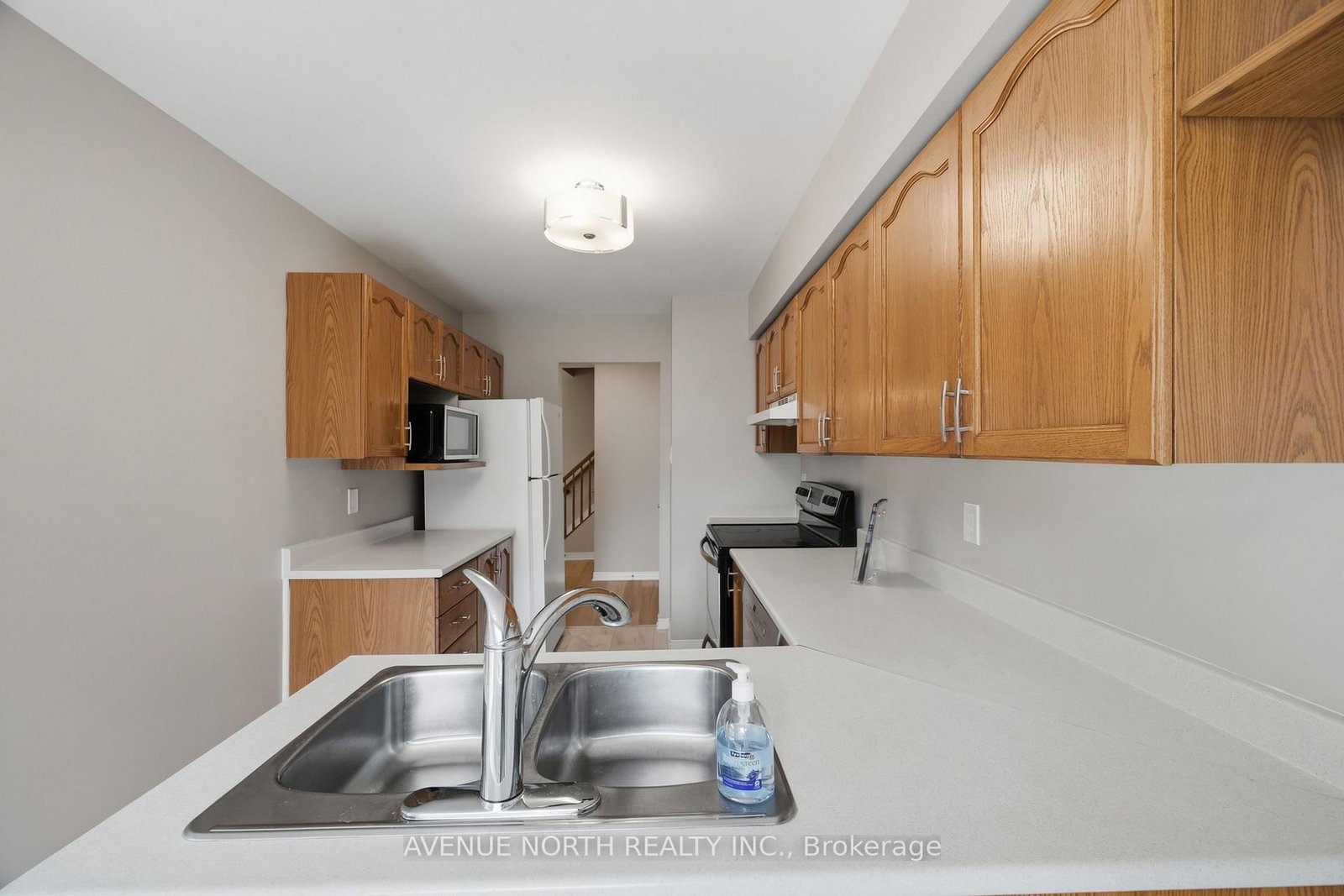 66 Woodgate Way • Ottawa, ON photo 10