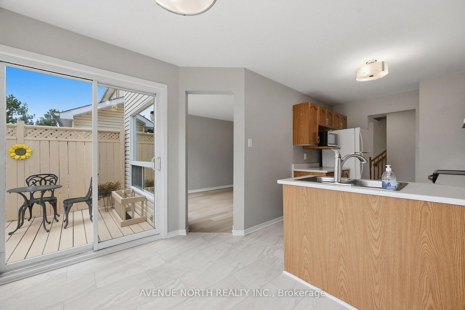 66 Woodgate Way • Ottawa, ON photo 11