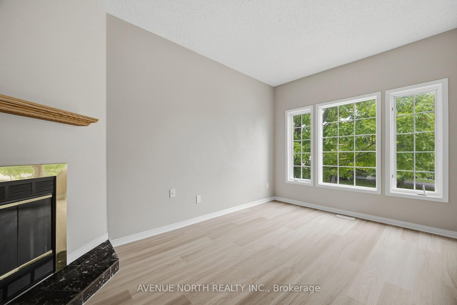 66 Woodgate Way • Ottawa, ON photo 17