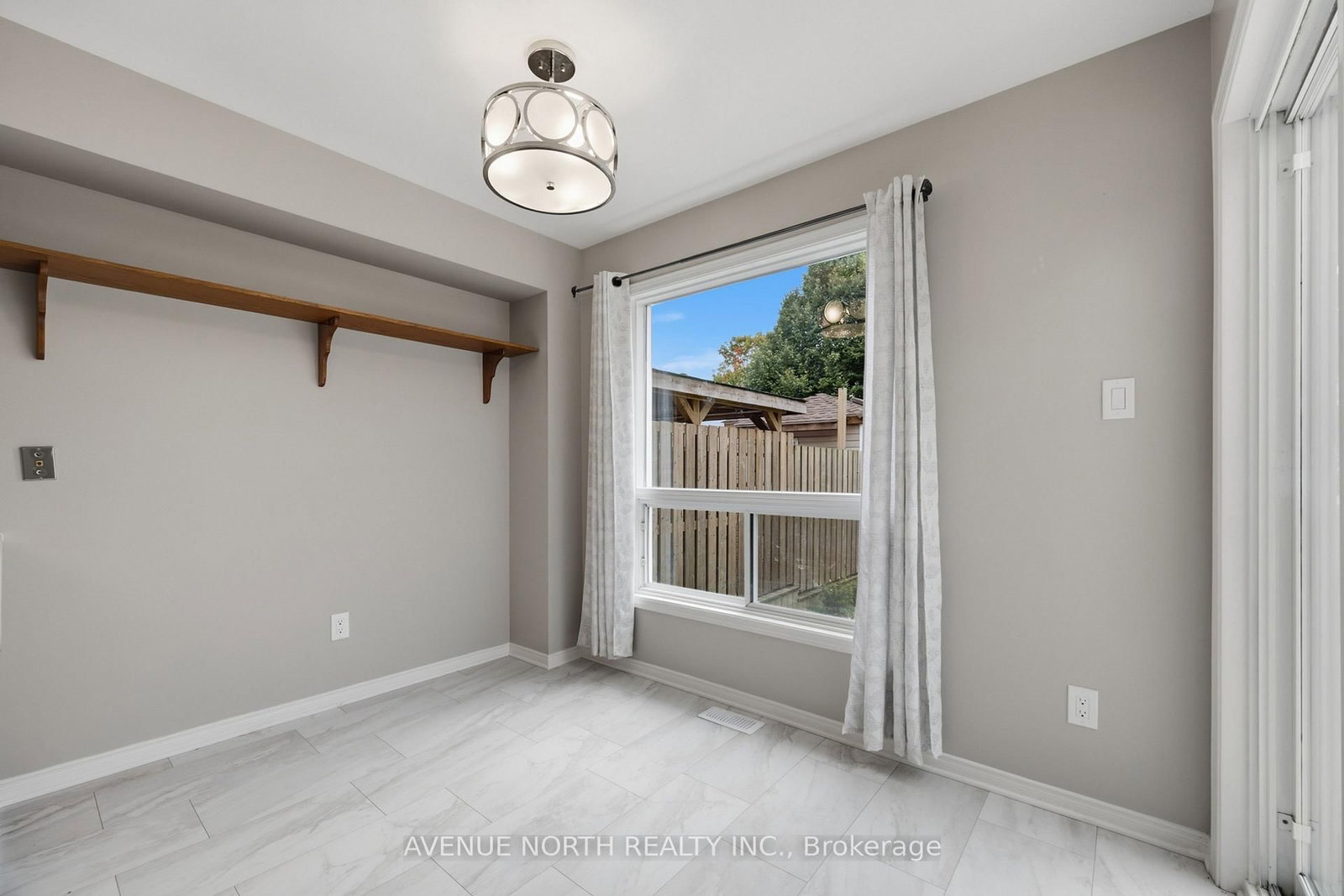 66 Woodgate Way • Ottawa, ON photo 21