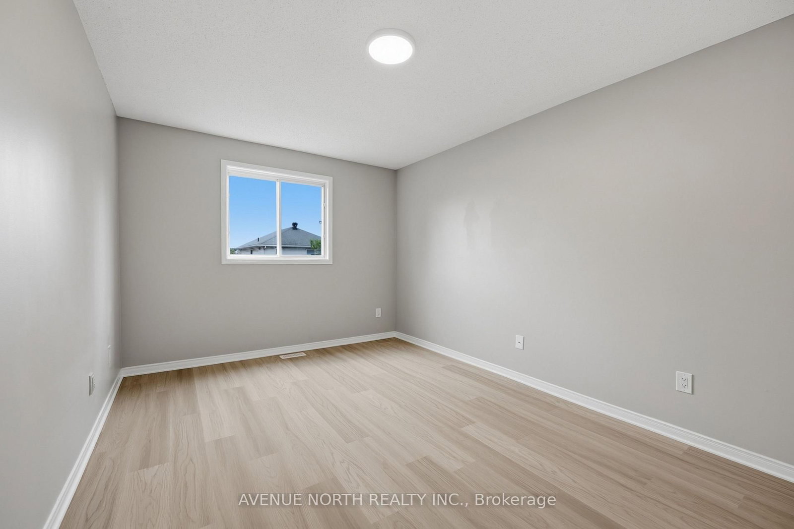 66 Woodgate Way • Ottawa, ON photo 23