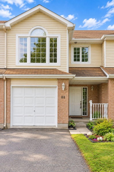 66 Woodgate Way • Ottawa, ON photo 3