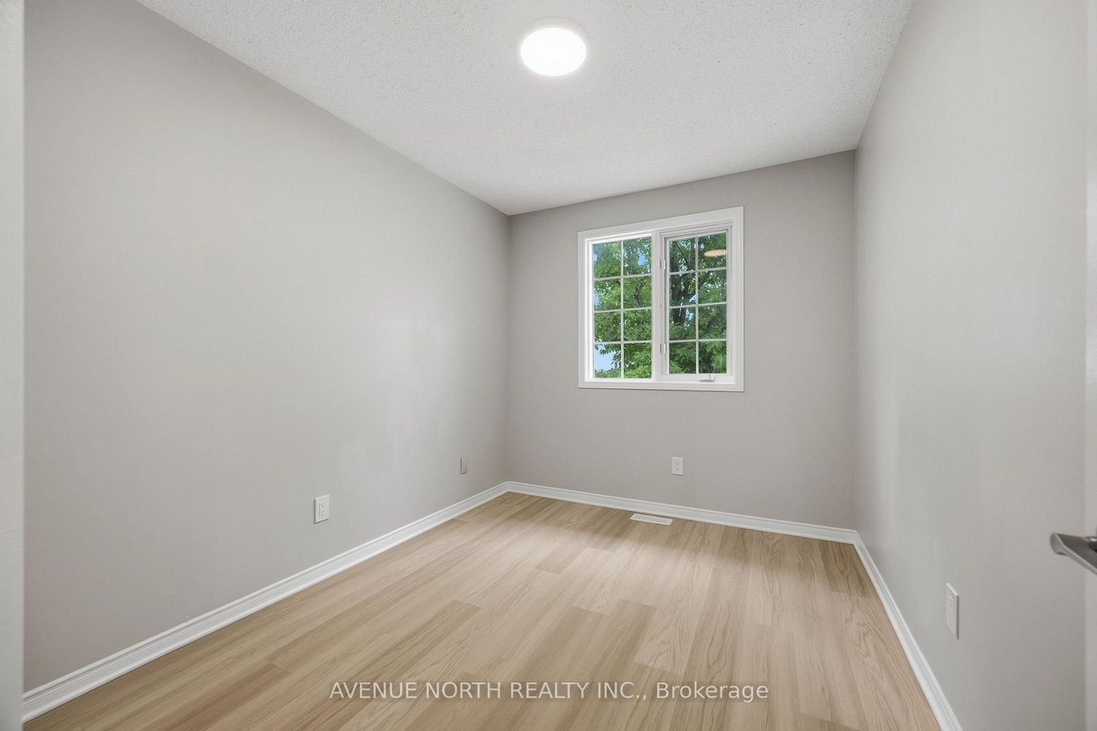 66 Woodgate Way • Ottawa, ON photo 30