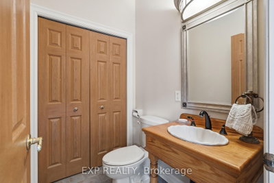 164 Baillie Avenue • Ottawa, ON photo 4